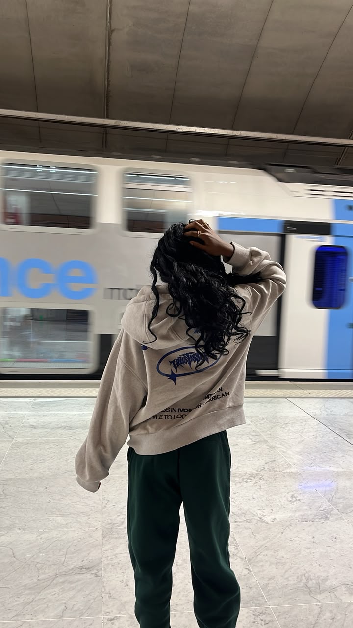 Hoodie zippé "Trustissues"
